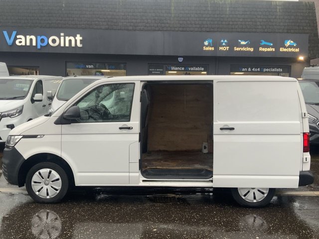 2022 Volkswagen Transporter 2L Startline 5dr - Photo 9