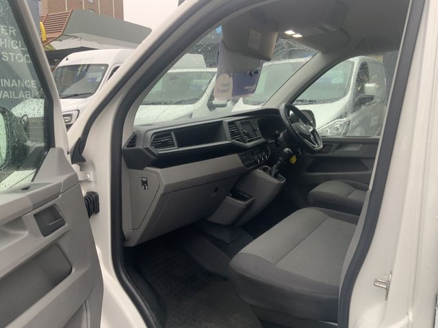 2022 Volkswagen Transporter 2L Startline 5dr - Photo 11