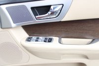 USED 2014 14 JAGUAR XF 2.2d Luxury Saloon 4dr Diesel Auto Euro 5 (s/s) (200 ps) 