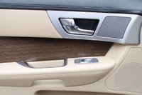 USED 2014 14 JAGUAR XF 2.2d Luxury Saloon 4dr Diesel Auto Euro 5 (s/s) (200 ps) 