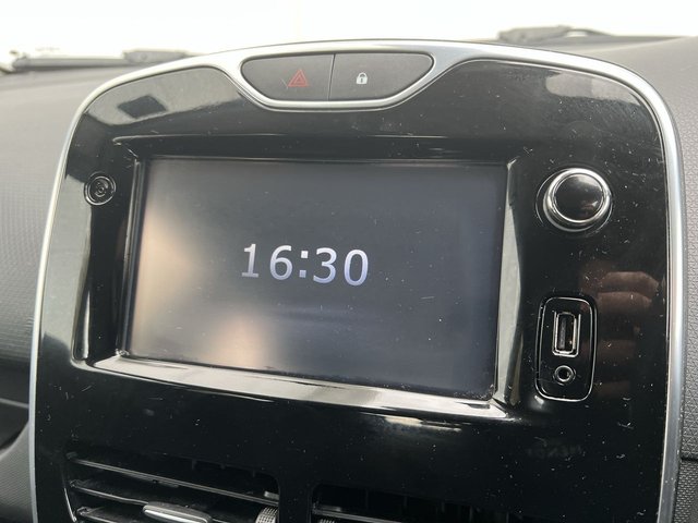 2015 Renault Clio - Photo 9