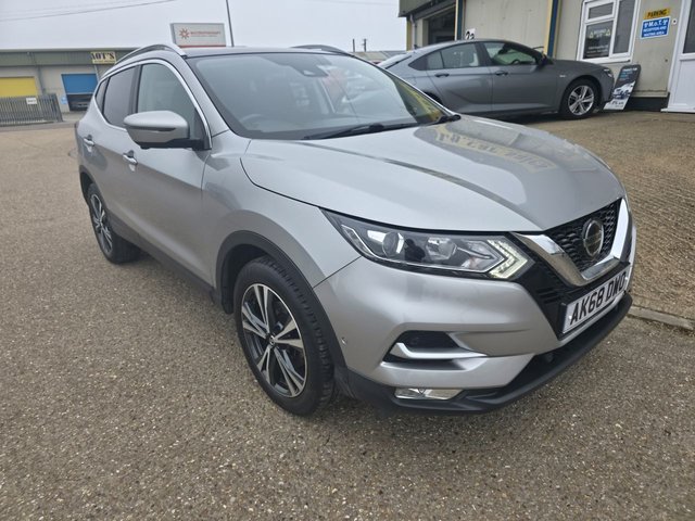 2018 NISSAN QASHQAI 1.5 dCi N-Connecta SUV 5dr Diesel Manual Euro 6 (s/s) (115 ps) - Photo 2
