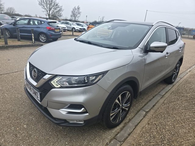 2018 NISSAN QASHQAI 1.5 dCi N-Connecta SUV 5dr Diesel Manual Euro 6 (s/s) (115 ps) - Photo 4