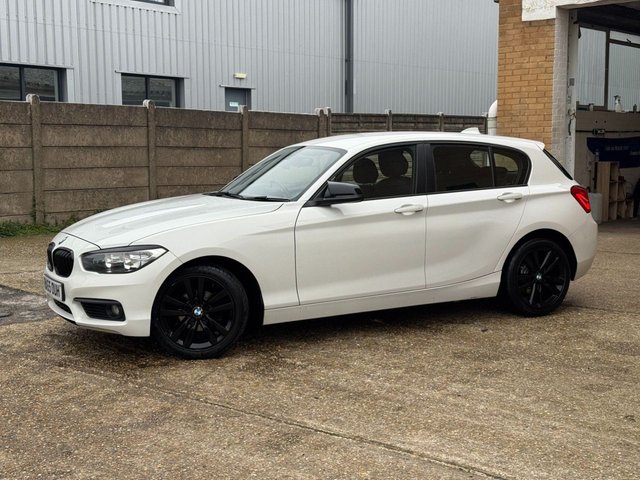 2016 BMW 1 Series 1.5L Se 5dr - Photo 4