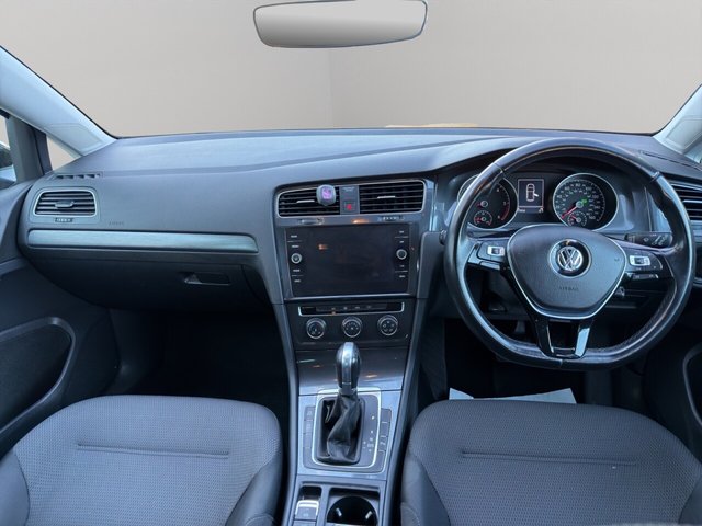 2019 Volkswagen Golf 1.6L Match 5dr - Photo 3