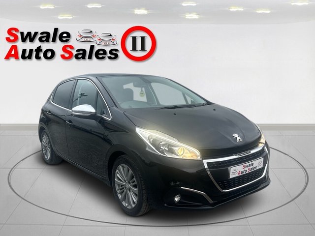 2016 PEUGEOT 208 1.6 BlueHDi Allure Hatchback 5dr Diesel Manual Euro 6 (s/s) (75 ps) - Photo 5