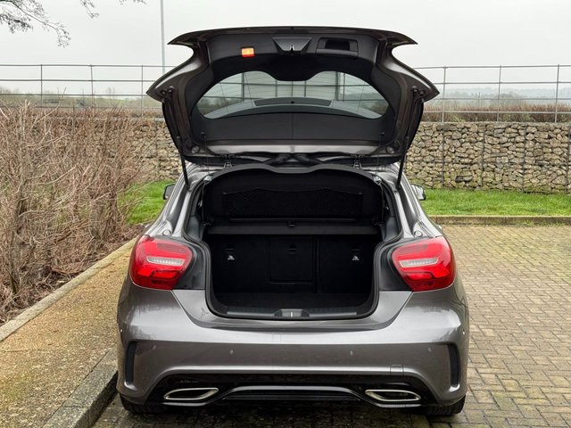 2016 MERCEDES-BENZ A-CLASS 2.1 A200d AMG Line (Premium) Hatchback 5dr Diesel 7G-DCT Euro 6 (s/s) (136 ps) - Photo 10