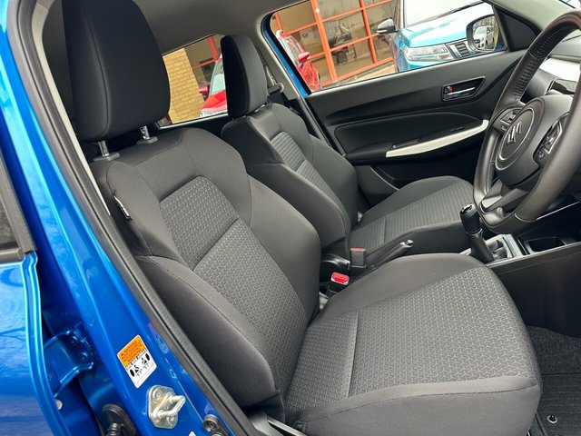 2024 SUZUKI SWIFT - Photo 3