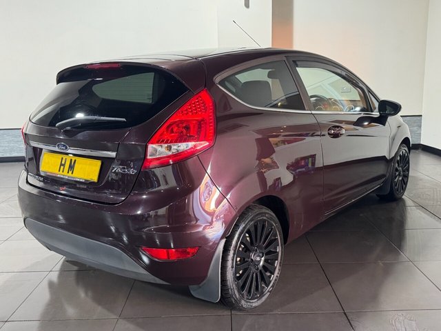 2009 FORD FIESTA - Photo 8