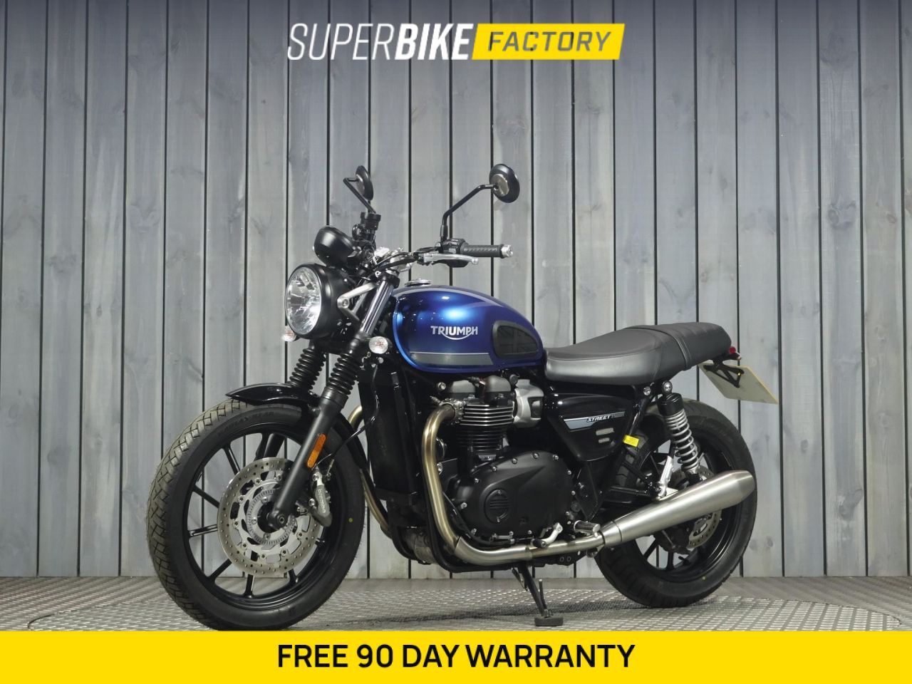 TRIUMPH STREET TWIN