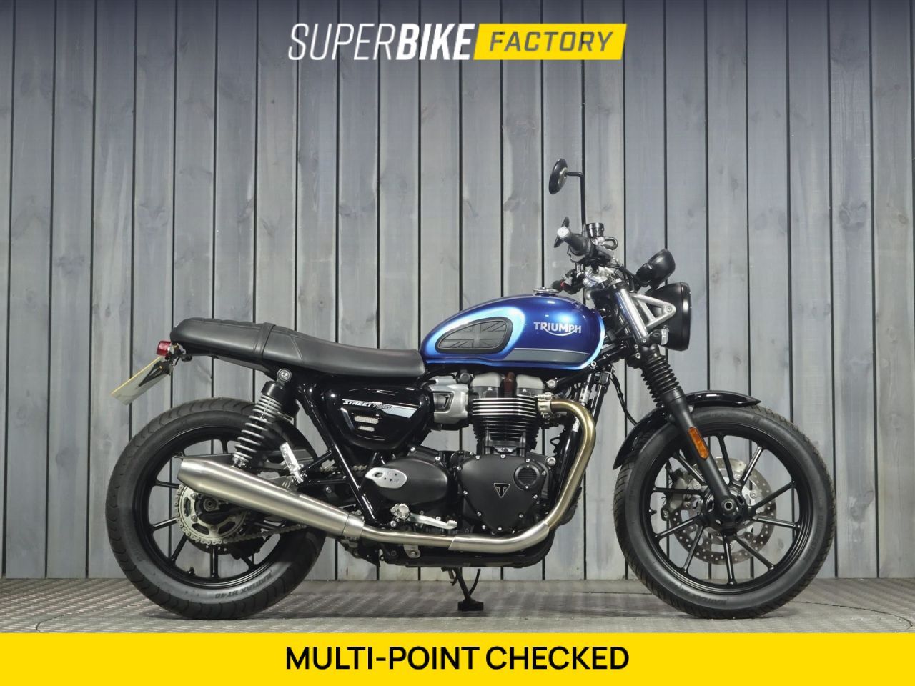 TRIUMPH STREET TWIN