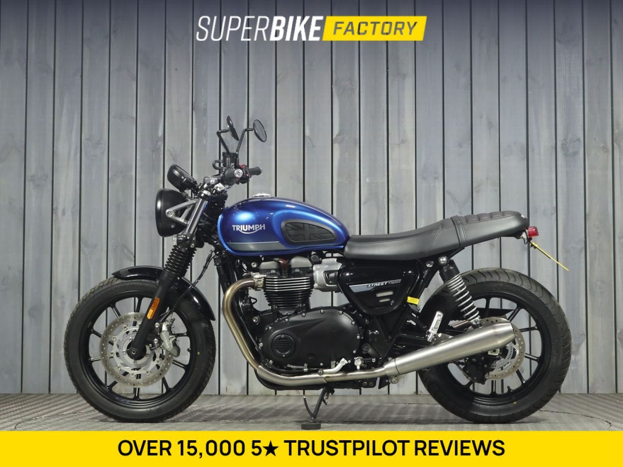 TRIUMPH STREET TWIN