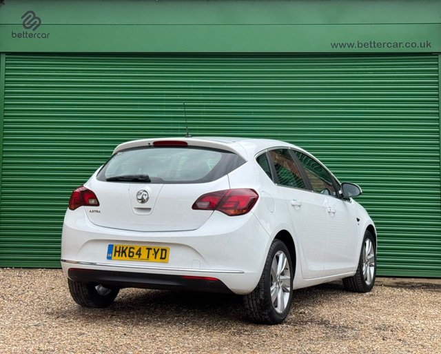 2015 VAUXHALL ASTRA 1.4 16v SRi Hatchback 5dr Petrol Manual Euro 5 (100 ps) - Photo 7