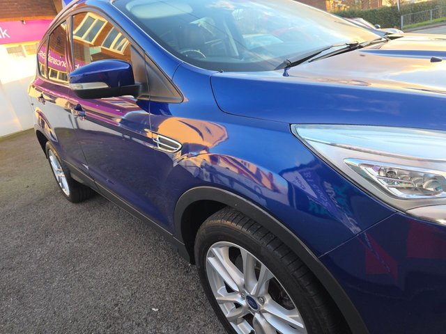 View our FORD KUGA