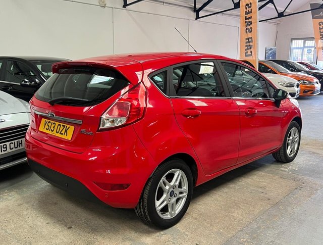 2013 Ford Fiesta - Photo 7