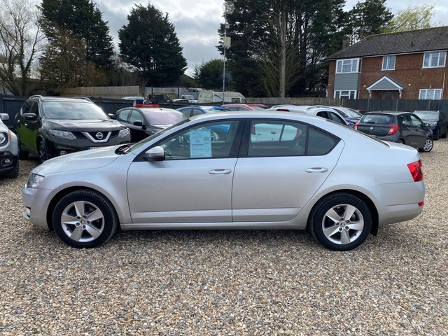 2013 Skoda Octavia 1.6L Se 5dr - Photo 8