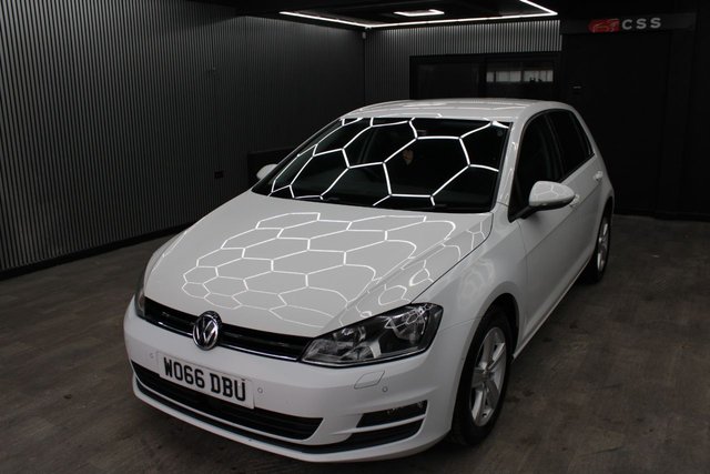 2017 VOLKSWAGEN GOLF - Photo 3