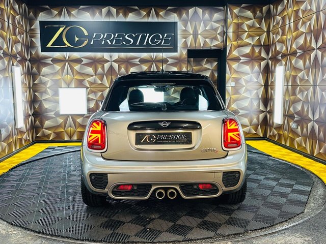 2019 MINI HATCH 2.0 Cooper S Sport Steptronic Euro 6 (s/s) 5dr - Photo 5