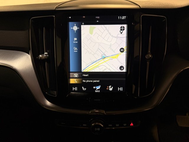 2018 VOLVO XC60 - Photo 6