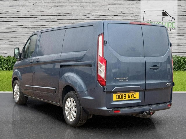 View our FORD TRANSIT CUSTOM