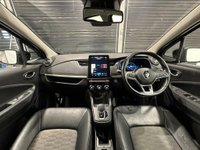 USED 2021 71 RENAULT ZOE R135 EV50 52kWh GT Line Auto 5dr (Rapid Charge) Fast Charge - Camera - Sat Nav