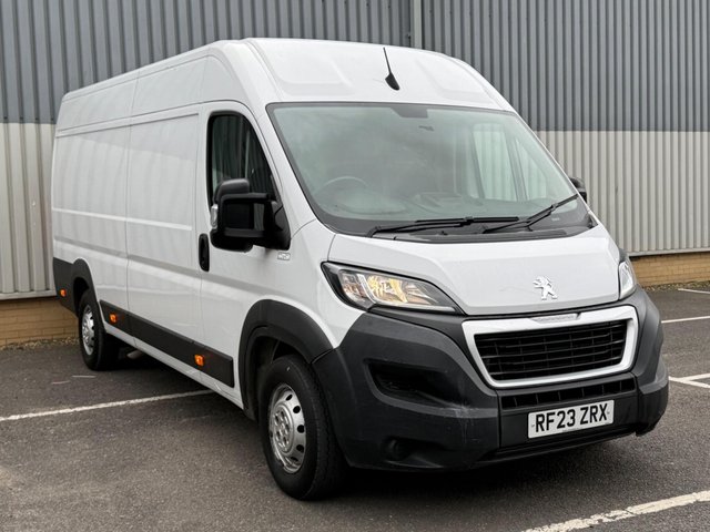 View our PEUGEOT BOXER