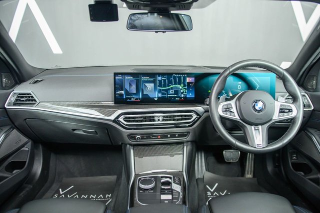 2024 BMW 3 SERIES - Photo 2