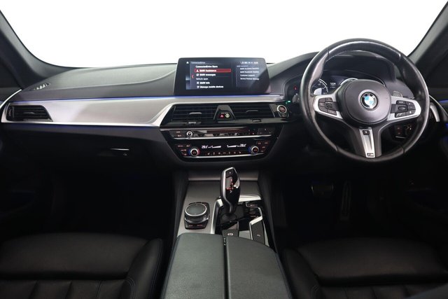 2018 BMW 5 Series - Photo 11