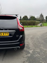 USED 2015 65 VOLVO XC60 2.4 D4 R-Design Lux Nav SUV 5dr Diesel Auto AWD Euro 6 (s/s) (190 ps) 