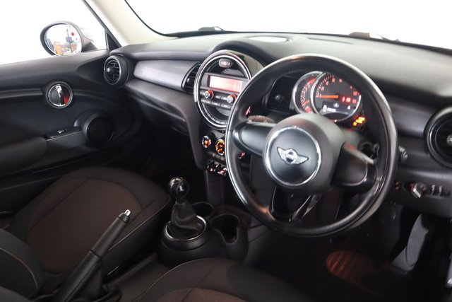 2016 MINI HATCH 1.5 Cooper Hatchback 3dr Petrol Manual Euro 6 (s/s) (136 ps) - Photo 12