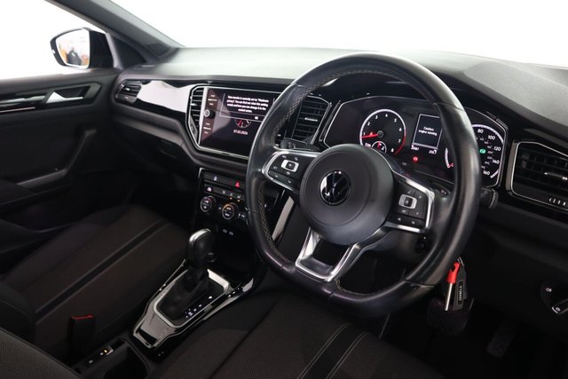2021 Volkswagen T-Roc - Photo 11