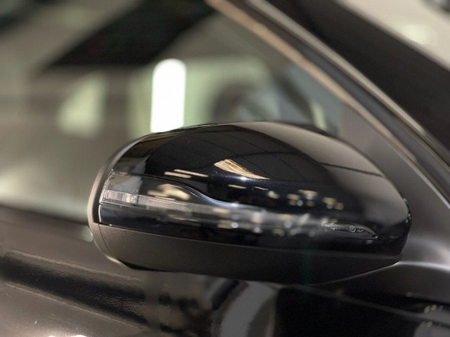 2021 MERCEDES-BENZ GLA 2021 2.0 GLA220d AMG Line (Premium Plus) SUV 5dr Diesel 8G-DCT 4MATIC Euro 6 (s/s) (190 ps) - Photo 8