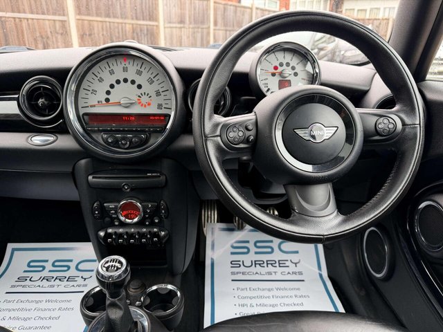 2011 MINI Hatch - Photo 7