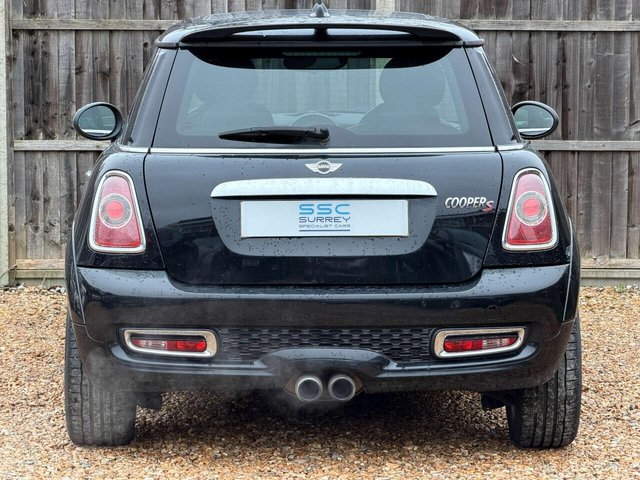 2011 MINI Hatch - Photo 12