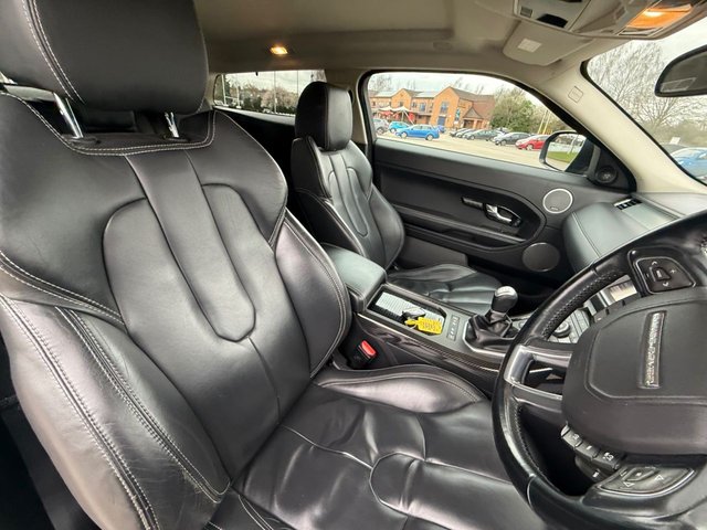 2011 Land Rover Range Rover Evoque 2.2L Prestige 3dr - Photo 3