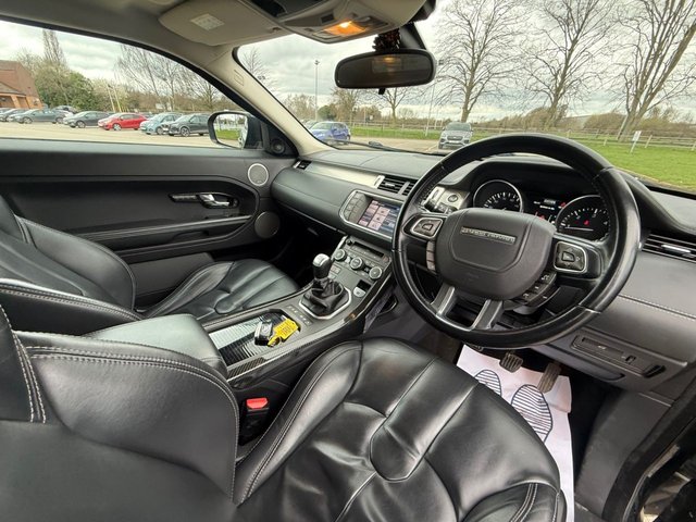 2011 Land Rover Range Rover Evoque 2.2L Prestige 3dr - Photo 12