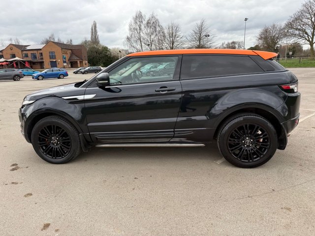 2011 Land Rover Range Rover Evoque 2.2L Prestige 3dr - Photo 2