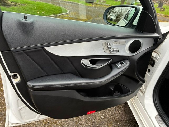 2015 Mercedes-Benz C CLASS - Photo 12