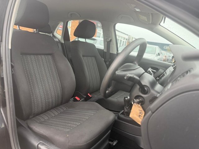 2015 VOLKSWAGEN POLO - Photo 12