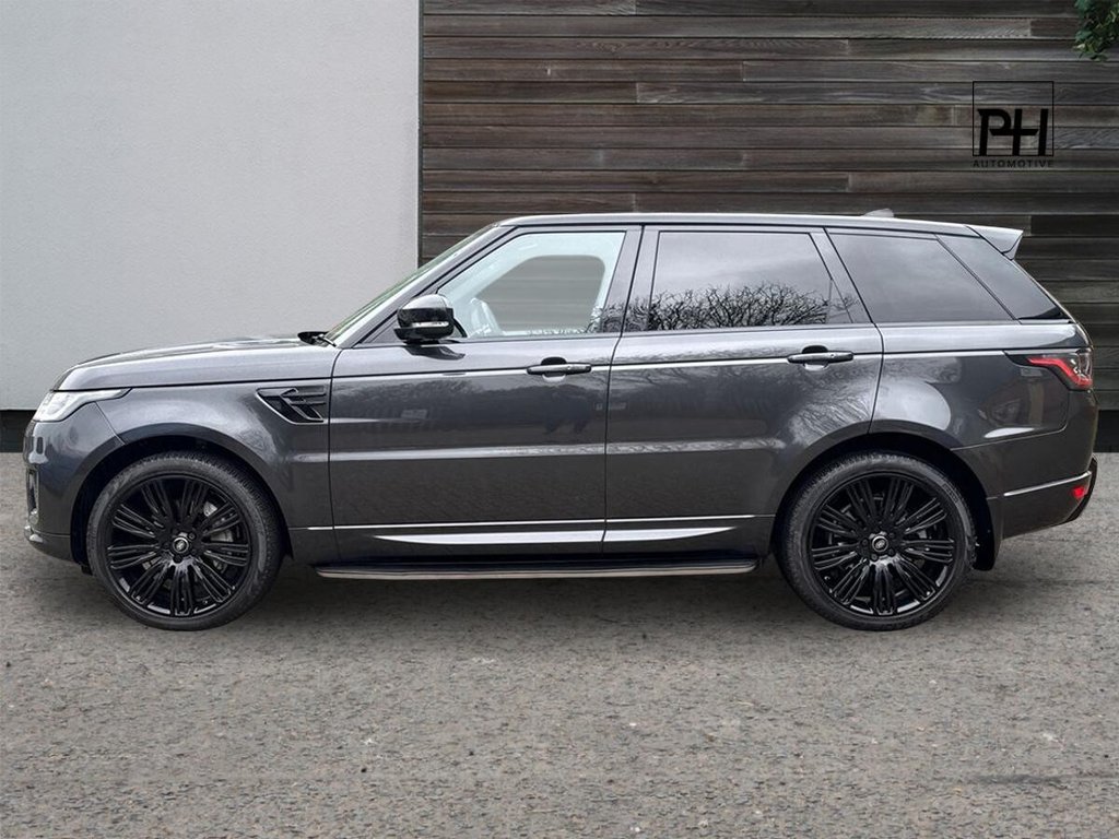 USED 2021 21 LAND ROVER RANGE ROVER SPORT 3.0 D300 MHEV HSE Dynamic Black SUV 5dr Diesel Auto 4WD Euro 6 (s/s) (300 ps) CENTRE FRIDGE|PAN ROOF|CARPLAY