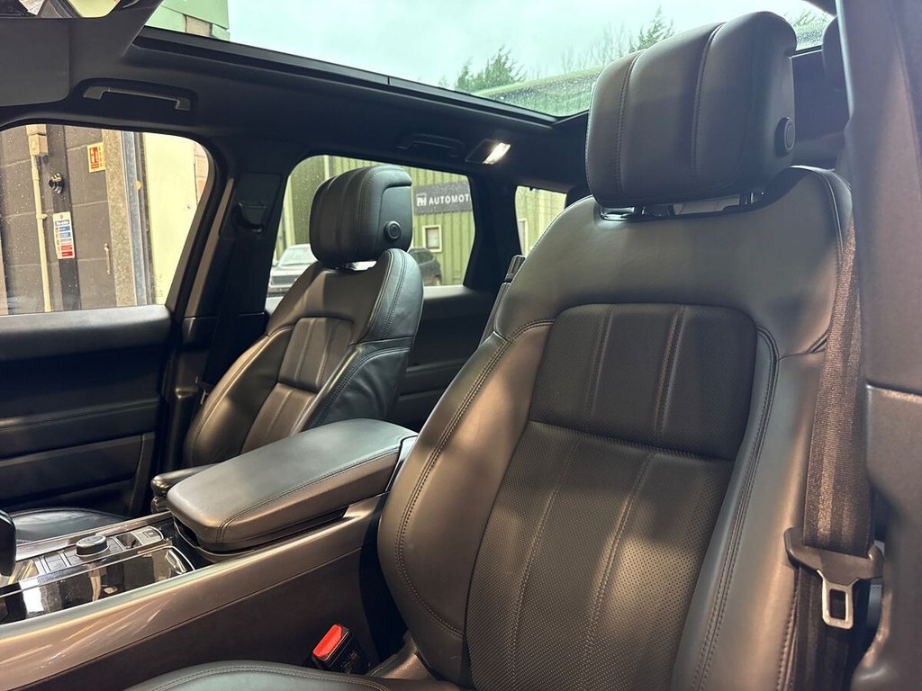 USED 2021 21 LAND ROVER RANGE ROVER SPORT 3.0 D300 MHEV HSE Dynamic Black SUV 5dr Diesel Auto 4WD Euro 6 (s/s) (300 ps) CENTRE FRIDGE|PAN ROOF|CARPLAY