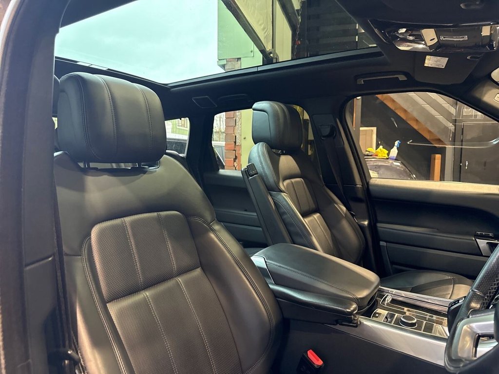 USED 2021 21 LAND ROVER RANGE ROVER SPORT 3.0 D300 MHEV HSE Dynamic Black SUV 5dr Diesel Auto 4WD Euro 6 (s/s) (300 ps) CENTRE FRIDGE|PAN ROOF|CARPLAY