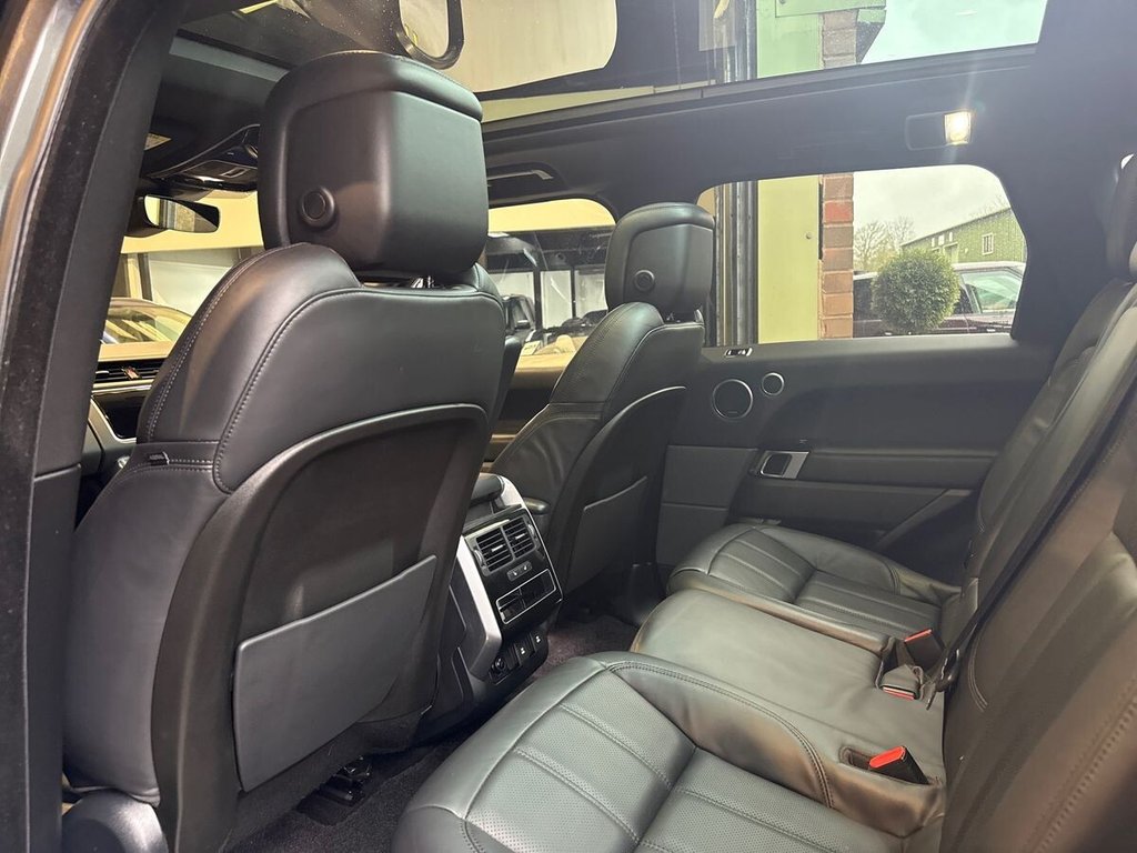 USED 2021 21 LAND ROVER RANGE ROVER SPORT 3.0 D300 MHEV HSE Dynamic Black SUV 5dr Diesel Auto 4WD Euro 6 (s/s) (300 ps) CENTRE FRIDGE|PAN ROOF|CARPLAY