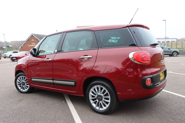 2014 FIAT 500L - Photo 4
