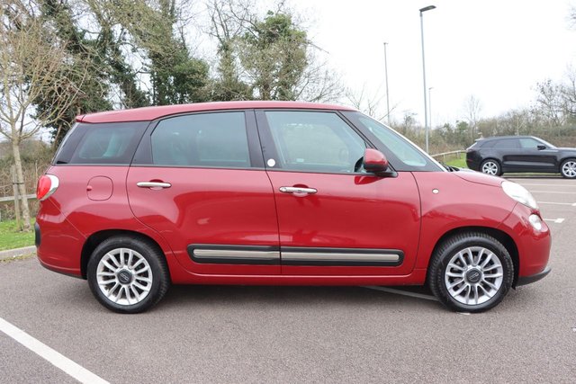 2014 FIAT 500L - Photo 5