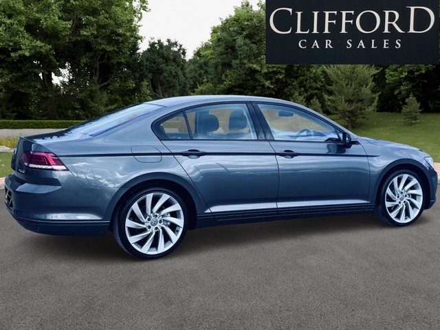 2015 Volkswagen Passat - Photo 6