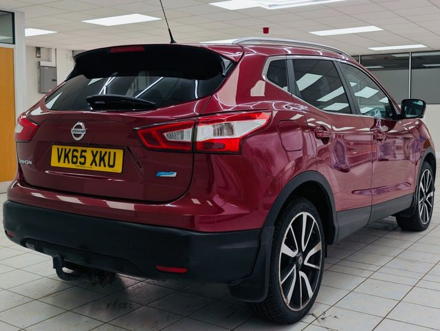 2015 NISSAN QASHQAI - Photo 4