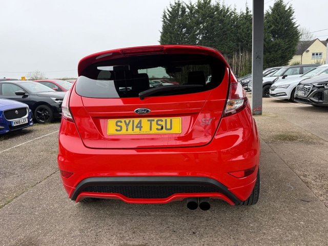 2014 Ford Fiesta 1.6L St-2 3dr - Photo 4