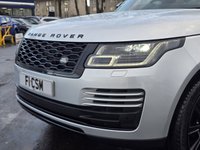 USED 2020 20 LAND ROVER RANGE ROVER 3.0 SD V6 Vogue SUV 5dr Diesel Auto 4WD Euro 6 (s/s) (275 ps) A BEAUTIFUL EXAMPLE, JUST ARRIVER ON SITE+JUST 1 FORMER KEEPER+SERVICE HISTORY+DIESEL+AUTOMATIC+ULEZ COMPLIANT+FULL LEATHER INTERIOR+FULL PANORAMIC GLASS ROOF+SATELLITE NAVIGATION+PARK ASSIST+CLIMATE CONTROL+ALLOY WHEELS+1 FULL YEARS MOT PRIOR TO COLLECTION+COST NEW &pound;81785 MAKING THIS USED VEHICLE OUTSTANDING VALUE AT OUR LOW PRICE+CALL TODAY FOR FURTHER INFORMATION AND TO ARRANGE A VIEWING+ABSOLUTELY NOT TO BE MISSED!!!!!!!!!!!!!!!!!!!!!!!!!!!!!
