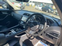 USED 2018 68 JAGUAR F-PACE 2.0 D180 Prestige SUV 5dr Diesel Auto Euro 6 (s/s) (180 ps) 